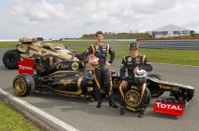 „Lotus“ Silverstoune reklamuos Betmeną