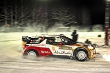 <span style="background:#000000; color:white; padding: 0 2px">WRC</span> Švedijos ralį geriausiai pradėjo S. Loebas 