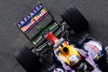 „Red Bull“ išbandė pasyvią DRS sistemą