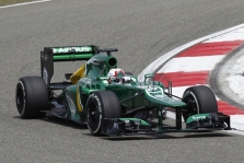 „Pirelli“ siūlo papildomų padangų F-1 naujokams