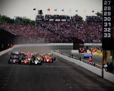 <span style="background:#3f3f3f; color:white; padding: 0 2px">IndyCar</span> 2014 metais - 15 etapų, 18 lenktynių