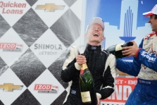 <span style="background:#3f3f3f; color:white; padding: 0 2px">IndyCar</span> Detroite - lengva M. Conway‘aus pergalė