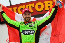 <span style="background:#3f3f3f; color:white; padding: 0 2px">IndyCar</span> Ajovoje trečią pergalę iškovojo J. Hinchcliffe‘as