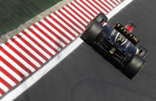 „Renault“: nedalyvavimas pirmuose bandymuose pakenks „Lotus“ ekipai