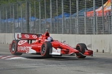 <span style="background:#3f3f3f; color:white; padding: 0 2px">IndyCar</span> Baltimorėje greičiausias S. Dixonas