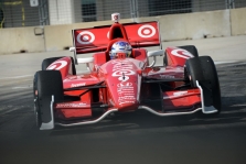 <span style="background:#3f3f3f; color:white; padding: 0 2px">IndyCar</span> Hiustone - S. Dixono triumfas