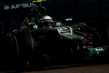 „Caterham“ bolidas įveikė avarijos testus