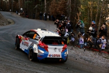 <span style="background:#000000; color:white; padding: 0 2px">WRC</span> Monte Karle pirmauja B. Bouffier, R. Kubica – trečias