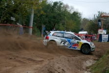 <span style="background:#000000; color:white; padding: 0 2px">WRC</span> Argentinos ralyje pirmauja J.-M. Latvala