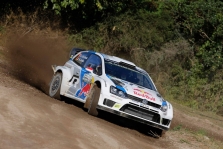 <span style="background:#000000; color:white; padding: 0 2px">WRC</span> Argentinoje nuo varžovų tolsta J.-M. Latvala