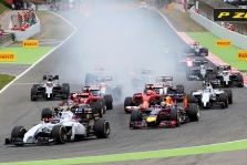FIA ramina pilotus dėl pakartotinių startų iš vietos procedūros