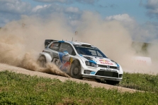 <span style="background:#000000; color:white; padding: 0 2px">WRC</span> Lenkijoje vykusiame ralyje - S. Ogier triumfas