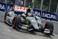 <span style="background:#3f3f3f; color:white; padding: 0 2px">IndyCar</span> Toronte „pole“ poziciją iškovojo S. Bourdais