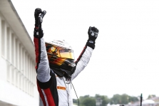 <span style="background:#00adef; color:white; padding: 0 2px">GP2</span> Hungaroringe - antroji S. Vandoorne‘o pergalė