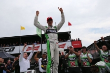 <span style="background:#3f3f3f; color:white; padding: 0 2px">IndyCar</span> Mid-Ohajaus trasoje „pole“ iškovojo S. Bourdais