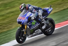 <span style="background:#d5002c; color:white; padding: 0 2px">MotoGP</span> Italijoje „pole“ iškovojo J. Lorenzo, M. Marquezas - 4-as