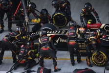 Ostino trasos gidas su „Lotus“ komanda