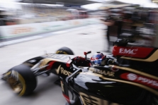„Lotus“ ruošiasi pakeisti komandos pavadinimą?