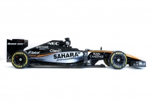„Force India“ bandymuose naudos pernykštį bolidą