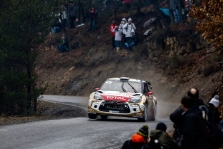 <span style="background:#000000; color:white; padding: 0 2px">WRC</span> Sugrįžęs S. Loebas pirmauja Monte Karlo ralyje