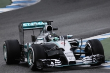 „Mercedes“: iš vidaus bolidas stipriai pasikeitęs