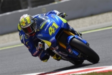 <span style="background:#d5002c; color:white; padding: 0 2px">MotoGP</span> Barselonoje vykusiose kvalifikacijoje - A. Espargaro ir „Suzuki“ triumfas