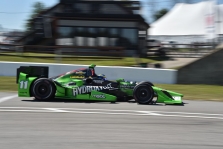 <span style="background:#3f3f3f; color:white; padding: 0 2px">IndyCar</span> Mid-Ohajuje ant bolidų išbandyti informaciniai LED ekranai