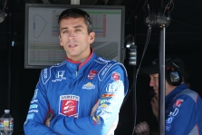 <span style="background:#3f3f3f; color:white; padding: 0 2px">IndyCar</span> Pocono trasoje vykusiose lenktynėse sunkią traumą patyrė J. Wilsonas