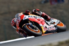 <span style="background:#d5002c; color:white; padding: 0 2px">MotoGP</span> Silverstoune „pole“ poziciją iškovojo M. Marquezas