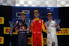 <span style="background:#00adef; color:white; padding: 0 2px">GP2</span> Sočyje vykusiose lenktynėse - A. Rossi triumfas