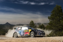 <span style="background:#000000; color:white; padding: 0 2px">WRC</span> S. Ogier išlieka Ispanijos ralio lyderiu