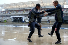 „Red Bull“ ir „Renault“ pasirengę tęsti bendradarbiavimą