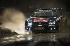 <span style="background:#000000; color:white; padding: 0 2px">WRC</span> „Volkswagen“ ketina trauktis iš WRC