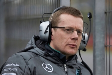 „Aston Martin“ į komandą pasikvietė „Mercedes“ variklių smegenis