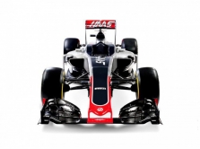 „Haas“ pristatė savo pirmąjį F-1 bolidą