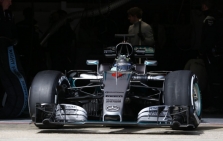 „Mercedes“ bandymuose neplanuoja naudoti minkščiausių padangų