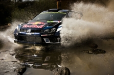 <span style="background:#000000; color:white; padding: 0 2px">WRC</span> Meksikos ralyje pirmauja J.-M. Latvala