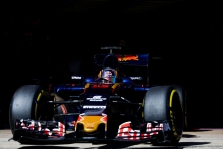 „Toro Rosso“ neplanuoja šiemet naudoti 2016 m. „Ferrari“ variklių