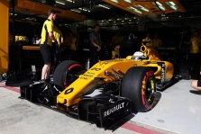 „Renault”: nelengva rasti gerų specialistų