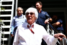 B. Ecclestone'as: man gaila Lawrence'o Strollo