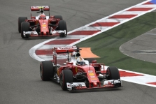„Ferrari“ jaučia didėjantį spaudimą
