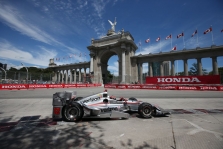 <span style="background:#3f3f3f; color:white; padding: 0 2px">IndyCar</span> Toronte pergalę šventė W. Poweris