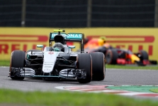 T. Wolffas: „Mercedes“ persvara prieš varžovus kasmet mažėja