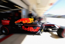 „Red Bull“ pratęsė sutartį su „TAG Heuer“