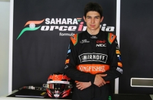 E. Ocono tikslas - įveikti M. Verstappeną ir tapti F-1 čempionu