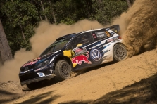 <span style="background:#000000; color:white; padding: 0 2px">WRC</span> A. Mikkelsenas išlieka Australijos ralio lyderiu