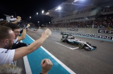 „Mercedes“ nebaus komandos nurodymus ignoravusio L. Hamiltono