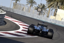 „Pirelli“ Abu Dabyje užbaigė padangų bandymus