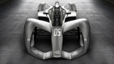 <span style="background:#009696; color:white; padding: 0 2px">FE</span> „Spark“ pademonstravo naujo FE bolido koncepciją