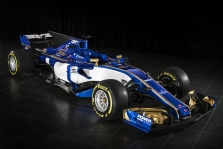 “Sauber” pristatė “C36- Ferrari” mašiną